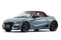 4月の試乗記部門は、本数では電動モデルがリード。純内燃機関車は一体どこまで迫れるか!?