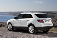 サーブ、新型クロスオーバー「9-4X」を公開の画像