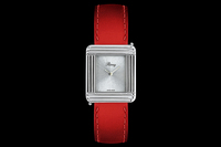 ポアレの腕時計「マ・プルミエ」のコラボ限定モデル。
	 