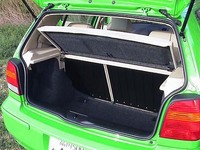 フォルクスワーゲン・ポロ4ドア（4AT）【ブリーフテスト】の画像