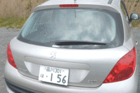 写真をクリックするとシートが倒れるさまが見られます。