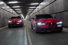 アルファ・ロメオの高性能な限定車「ジュリア クアドリフ…