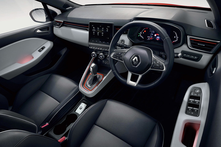 タブレット風の7インチディスプレイをセンターコンソール中央に配置したダッシュボードは完全新設計。手に触れる部分にはソフトバッドを用いて、質感を向上させたという。