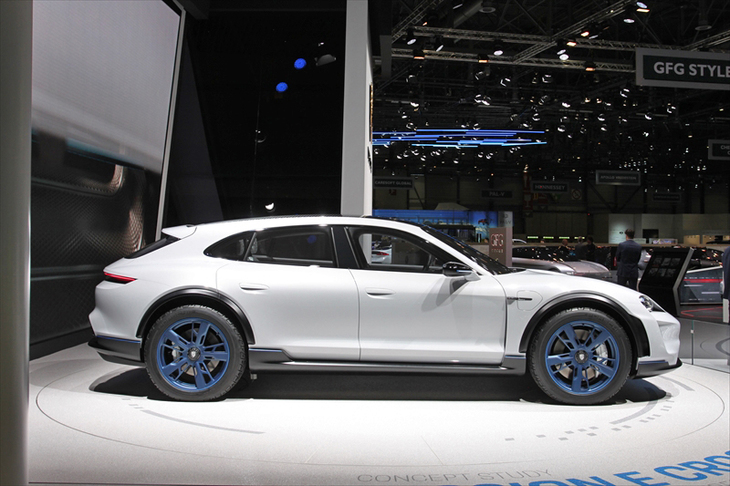 ポルシェ・ミッションEクロスツーリスモ（エクステリア）