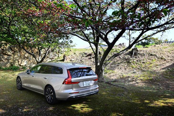 パワートレインの変更によってWLTC燃費は従来の13.7km/リッターから15.4km/リッターへと向上している。