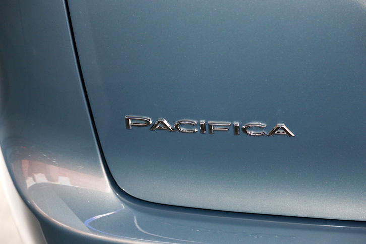 クライスラー・パシフィカ ハイブリッド