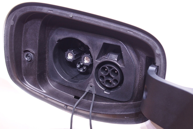 BYDドルフィン（充電ポート）