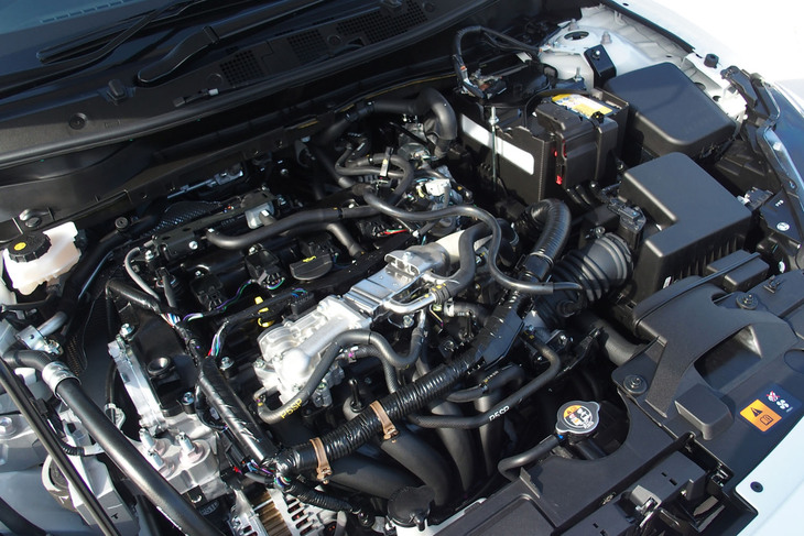 マツダ2 15 BD（エンジン）