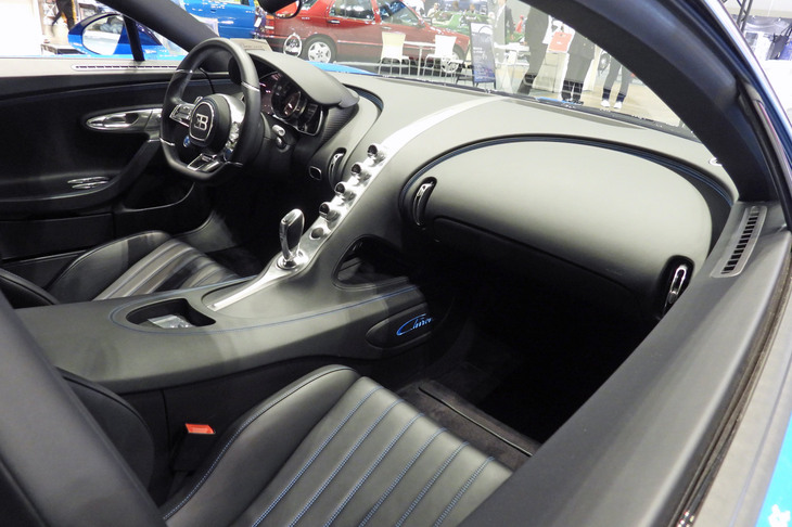 ブガッティ・シロン（2018年／STRAD＆Co.）