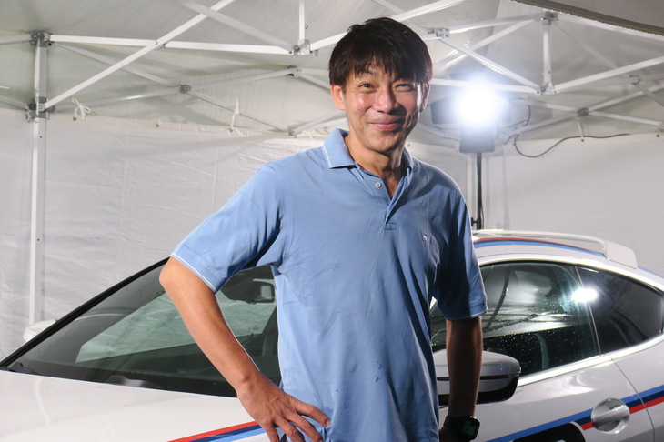 スタディの会長でレーシングチーム「BMW Team Studie」の代表を務める鈴木BOB康昭氏。