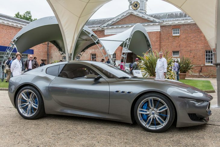 2014年のペブルビーチ・コンクール・デレガンスに出展されたコンセプトカー「アルフィエーリ」。