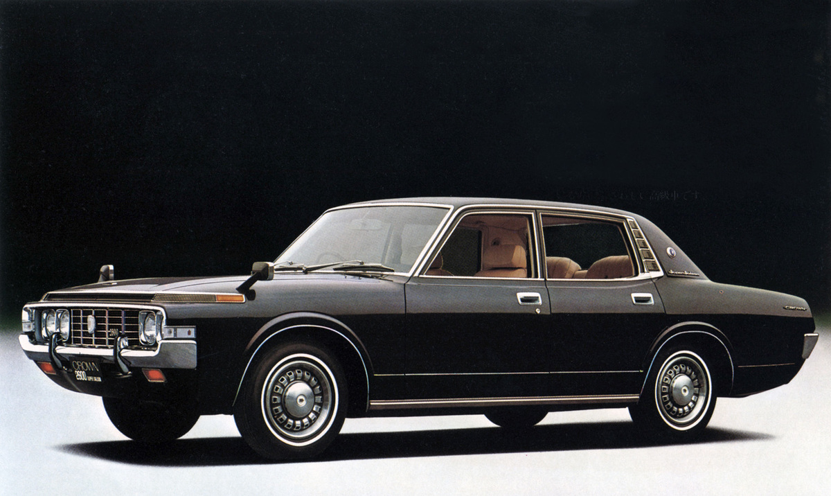 国産セダン退潮期に振り返る 1971年に起きた トヨタ クラウン のプチ革命 Webcg