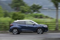 新しい「e-POWER」のフロントモーターは最高出力136PSを発生。4WDモデル用のリアモーターは同じく68PSを生み出す。