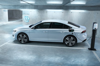 プジョー508PHEV