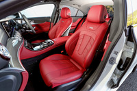 「AMG CLS53 4MATIC＋」のインテリア。シートは上質なナッパレザーで仕立てられている。