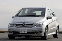 メルセデス・ベンツ B200ターボ（FF/CVT）【試乗記】