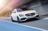 「メルセデスAMG C45 4MATIC」