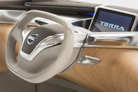 日産、4WDの燃料電池車「テラ」を出展【パリサロン2012】の画像