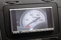 HDD楽ナビにも接続可能。バスライン接続により、タッチパネルで操作ができる。