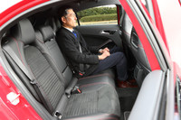 メルセデス・ベンツA180ブルーエフィシェンシー スポーツ（FF/7AT）【試乗記】の画像