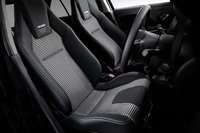 レカロ製シート。