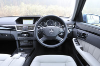 メルセデス・ベンツE350ブルーテック ステーションワゴン アバンギャルド（FR/7AT）【ブリーフテスト】の画像