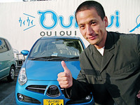 俺が激安「R2」を買った時のカット。4人乗りの軽としては破格にカッコいいと思ったんだが……。