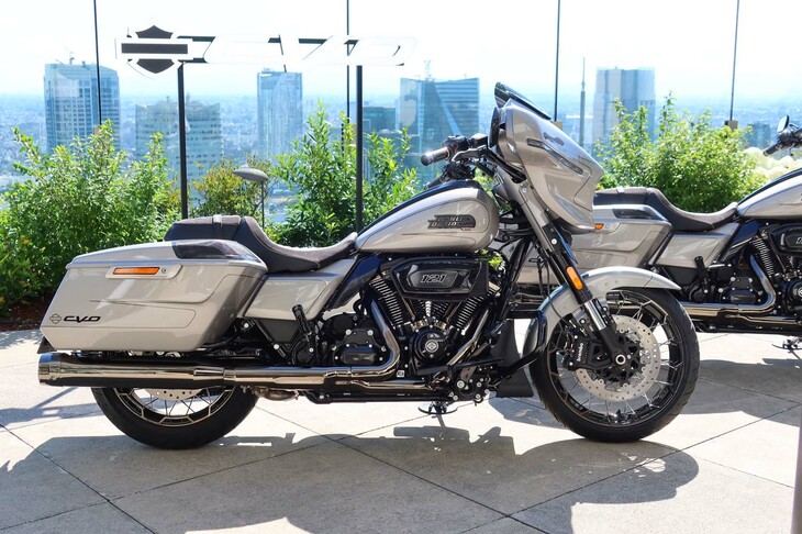 ハーレーダビッドソンCVOストリートグライド
