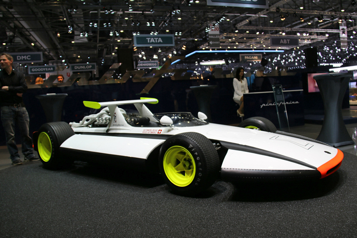 さらに、こんなレトロな出展車も。ピニンファリーナが新コンセプトカー「H2スピード」を製作するにあたりインスピレーションを得たという1969年「シグマ グランプリ」。今なお新鮮なそのスタイルゆえ、一般公開日には最新コンセプトカーと勘違いするビジターが少なくないだろう。