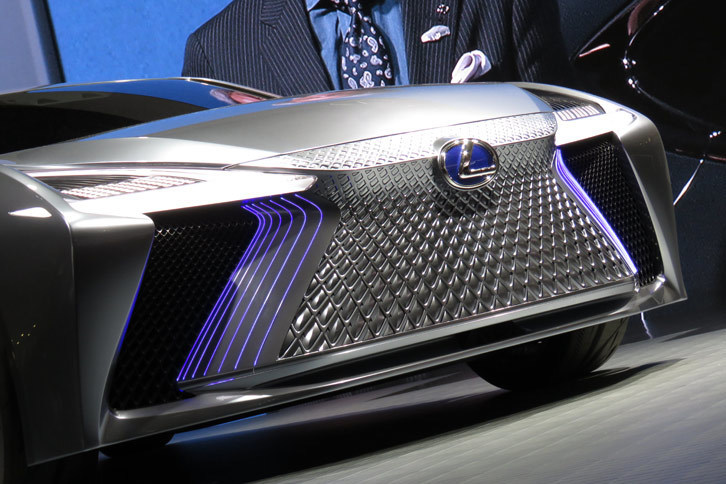 レクサスLS＋コンセプト（フロントマスク）