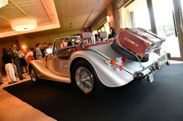 モーガン4/4（エクステリア）