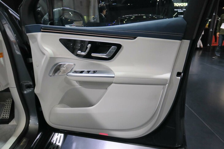 メルセデス・ベンツEQE 350 4MATIC SUV