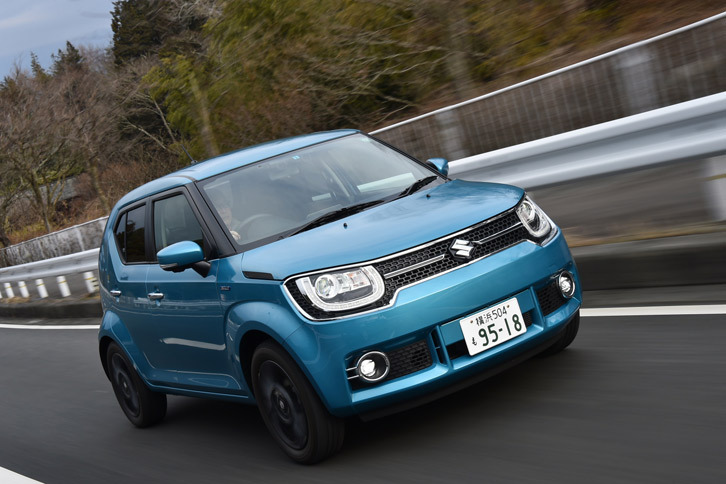 スズキ・イグニス ハイブリッドMZ（FF車）