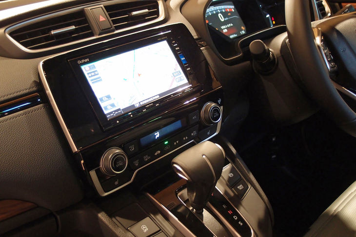 ホンダCR-V（ガソリンエンジン車のセンターコンソール）