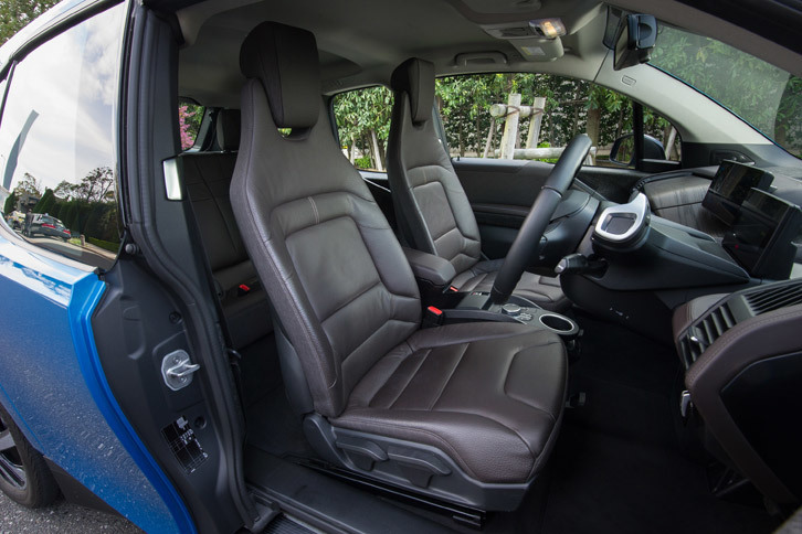 今回のテスト車は最上級グレードの「スイート」。レザー仕様のインテリアが特徴となっている。