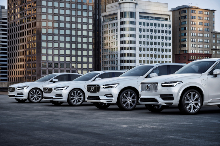 ボルボの現行ラインナップの一部。写真右から順に、「XC90」「XC60」「V90」「S90」。