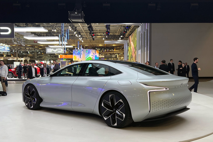 Hopium Machina Vision（ホピウム・マキナビジョン）