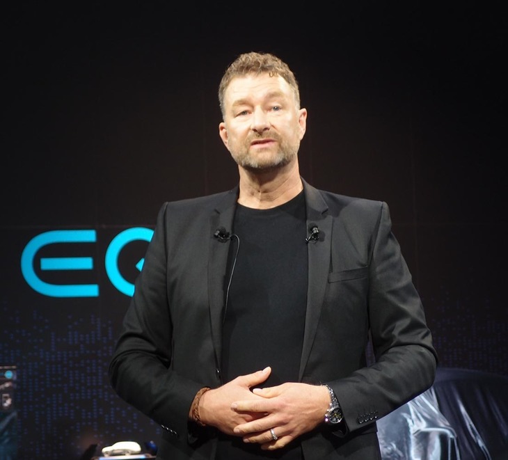 メルセデス・ベンツの研究開発部門で、アドバンスドデザインを担当しているホルガー・フッツェンラウブ氏。今回、東京モーターショー2019への出展に伴い来日、コンセプトカーを含むメルセデス・ベンツのデザインについてインタビューに応じた。