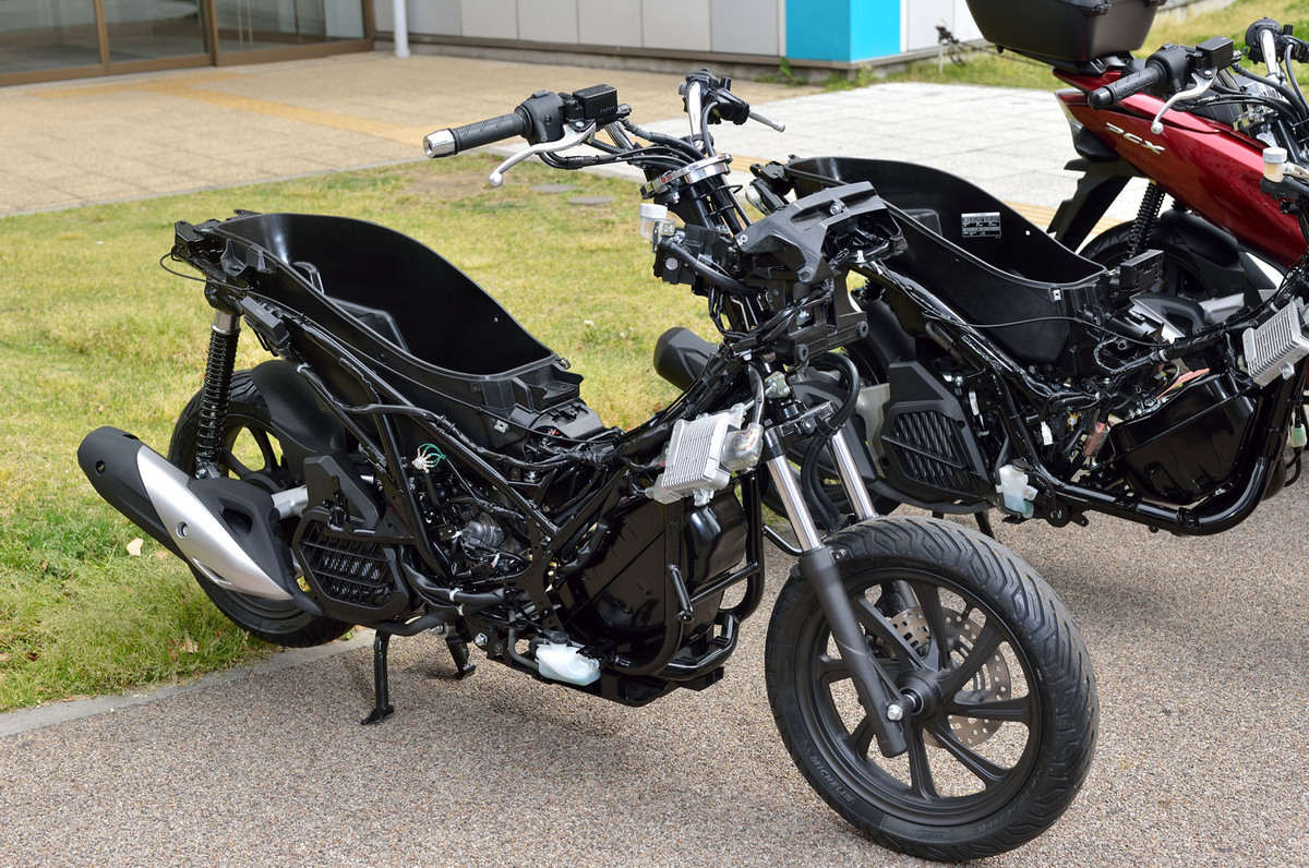ホンダPCX（MR/CVT）／PCX150＜ABS＞（MR/CVT）【レビュー 