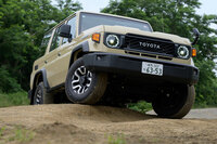 トヨタ・ランドクルーザー“70”AX