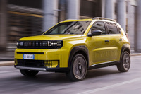 2024年7月に発表された「フィアット・グランデパンダ」。