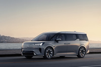 ボルボが初の電動ミニバン「EM90」を発表　まずは中国市場で発売の画像