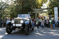 「谷保天満宮旧車祭」の会場から