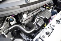 「ムーヴ キャンバス」の0.66リッター直3 DOHC 12バルブエンジンは最高出力52ps、最大トルク6.1kgmを発生する。
