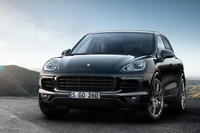 充実装備が特徴の「ポルシェ・カイエンSプラチナエディション」登場