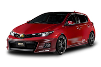 「シャア専用オーリス」
    