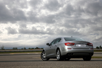 「マセラティ・クアトロポルテ」にV6モデル登場の画像