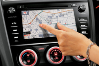 「ハーマンカードンサウンドシステム＆SDナビゲーション」