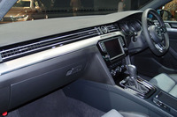 「パサートヴァリアントTSI Rライン」のダッシュボード。