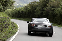 マツダ・ロードスターVS RHT（FR/6AT)【ブリーフテスト】の画像